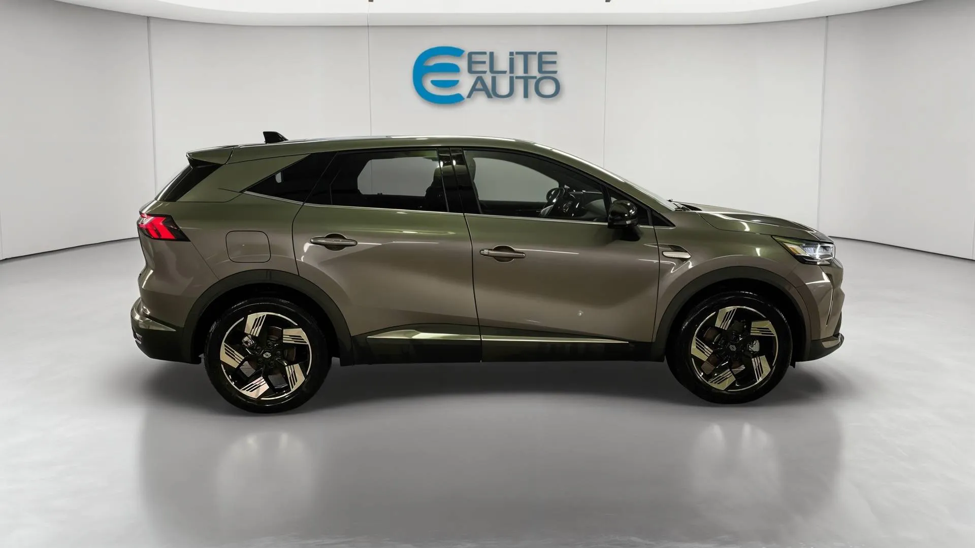 renault Symbioz E-Tech full hybrid 160 ch en stock - 5 portes - offre 289185 - photo 2