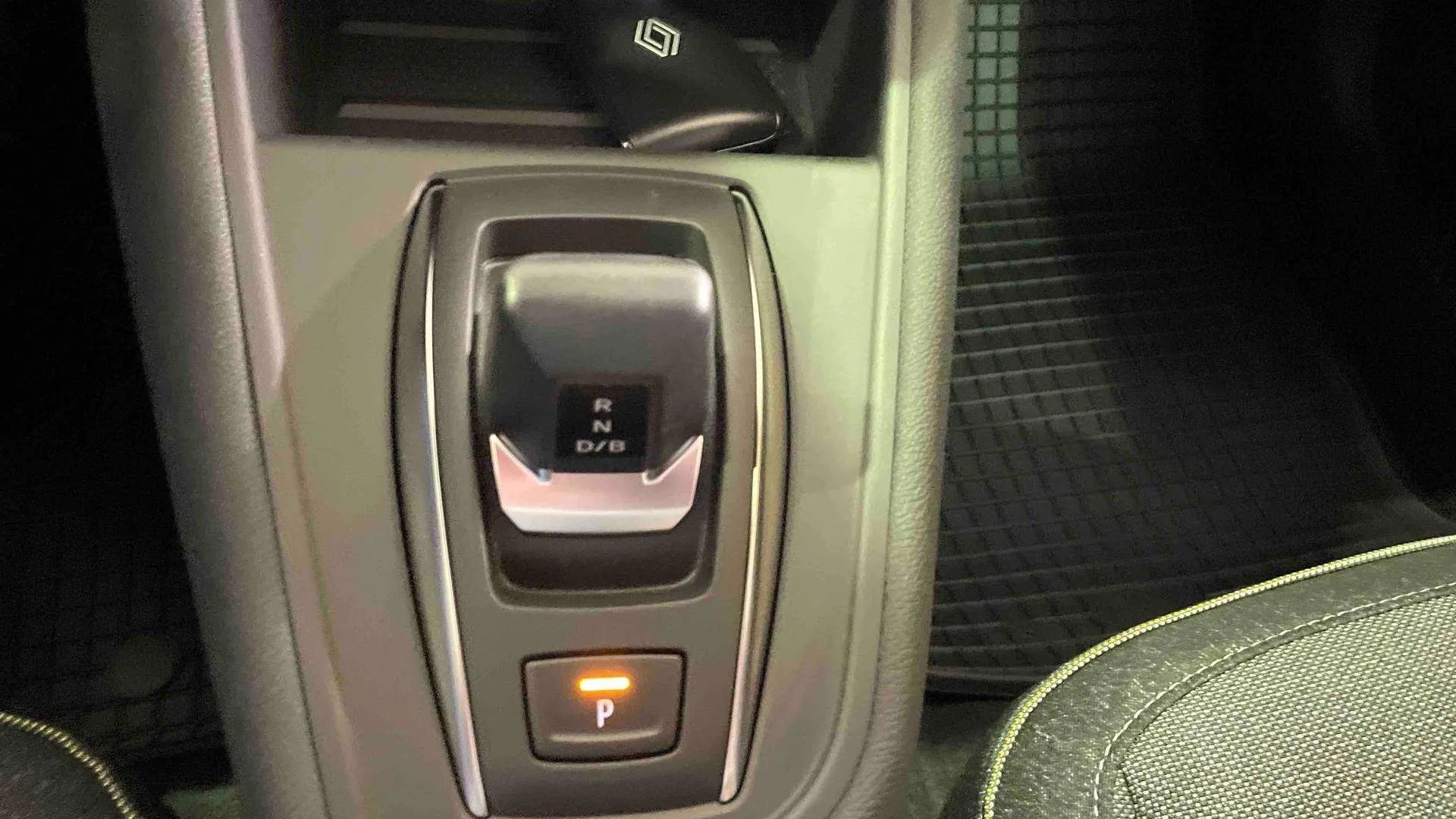 renault Symbioz E-Tech full hybrid 160 ch en stock - 5 portes - offre 289189 - photo 19