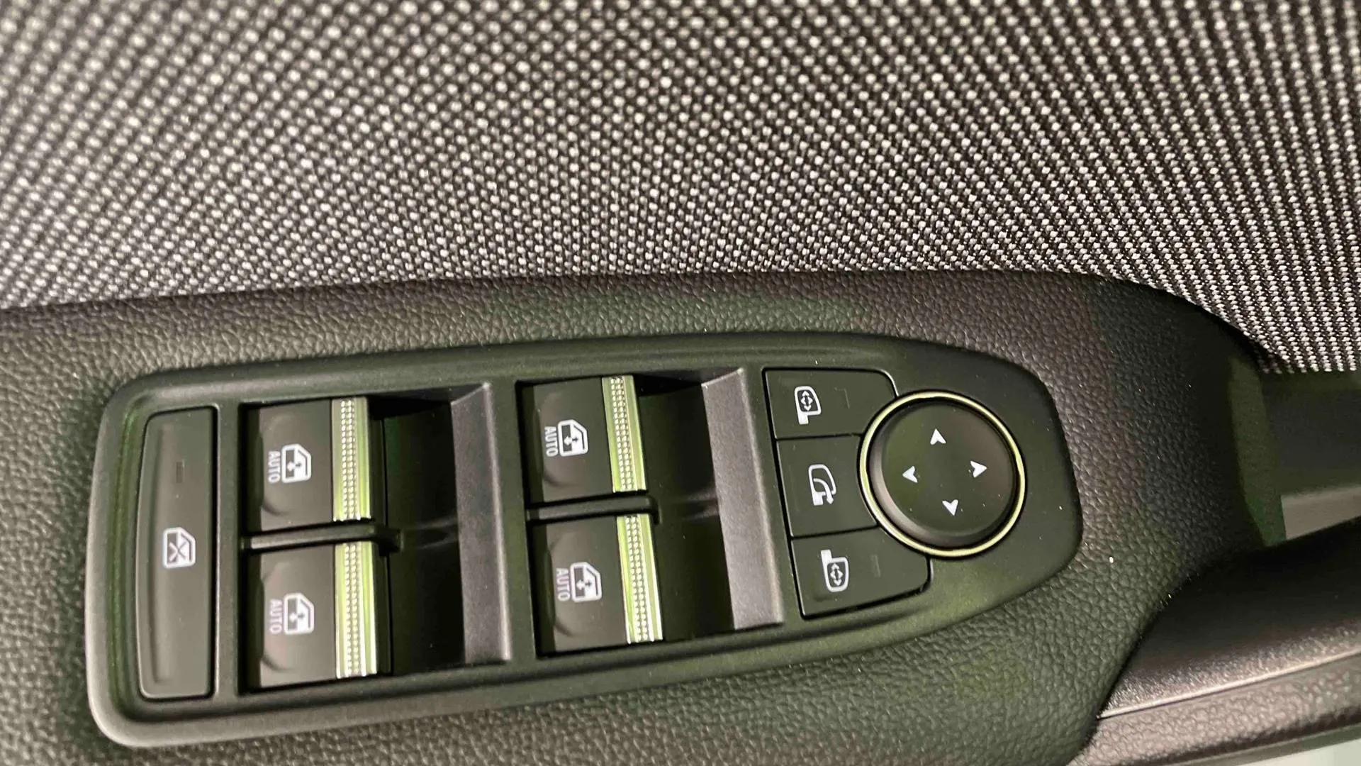 renault Symbioz E-Tech full hybrid 160 ch en stock - 5 portes - offre 289188 - photo 16