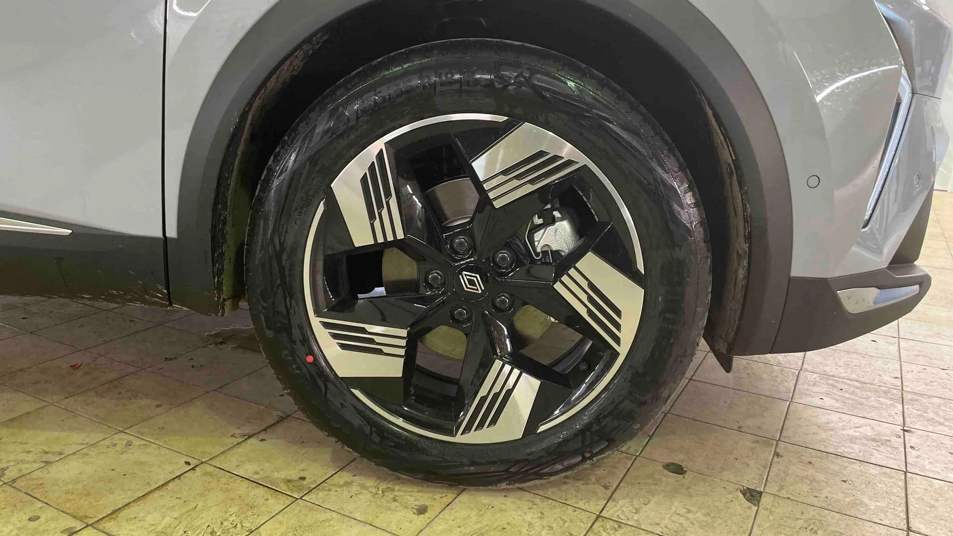 renault Symbioz E-Tech full hybrid 160 ch en stock - 5 portes - offre 289186 - photo 12