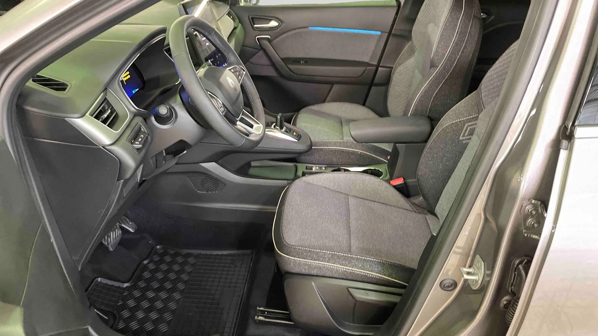 renault Symbioz E-Tech full hybrid 160 ch en stock - 5 portes - offre 289185 - photo 8