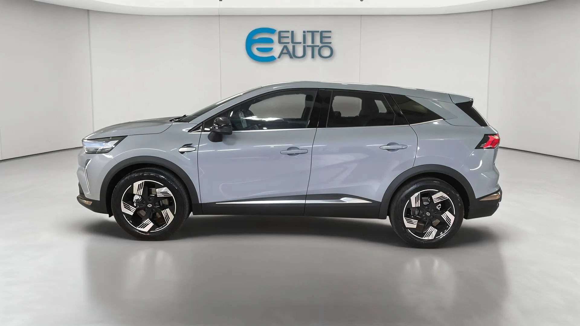 renault Symbioz E-Tech full hybrid 160 ch en stock - 5 portes - offre 289186 - photo 4