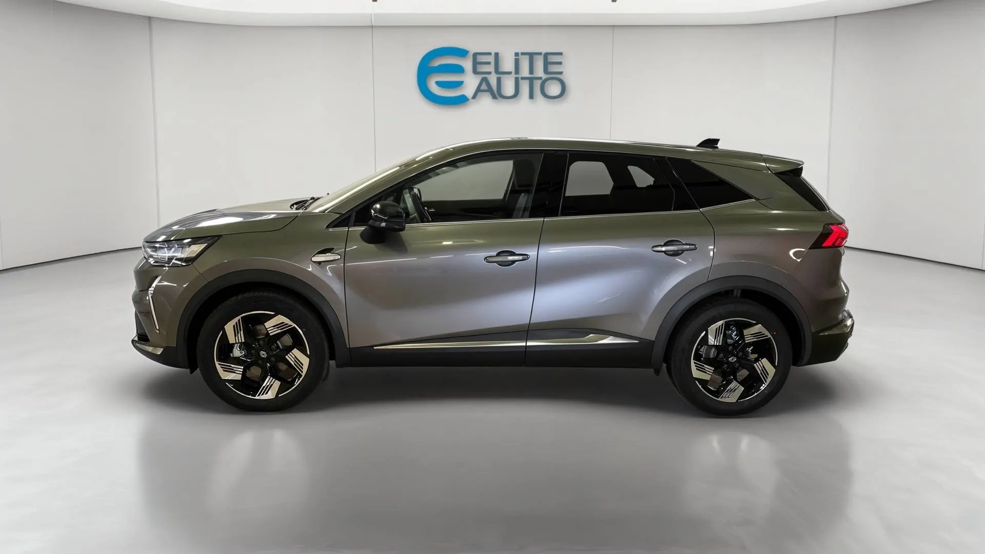 renault Symbioz E-Tech full hybrid 160 ch en stock - 5 portes - offre 289189 - photo 4