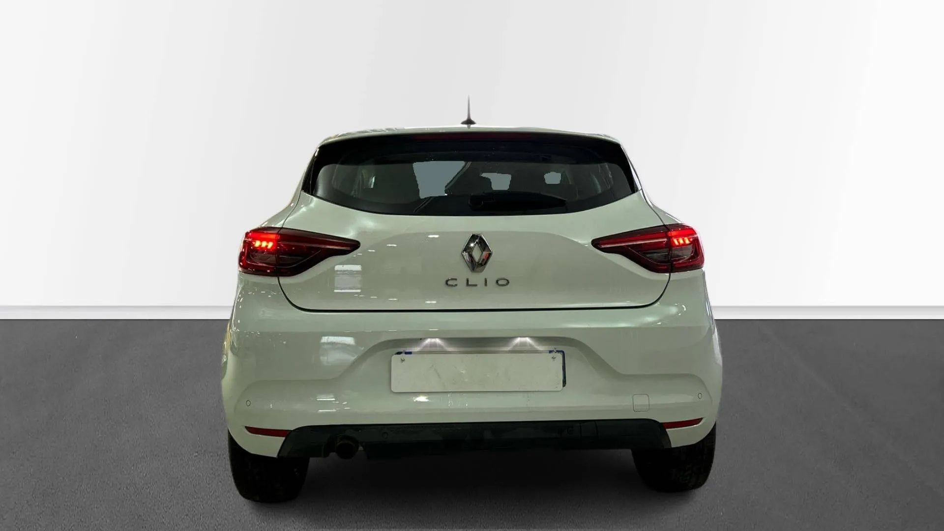 Acheter une renault Clio TCe 90 d’occasion avec 65181km disponible immédiatement - photo 4