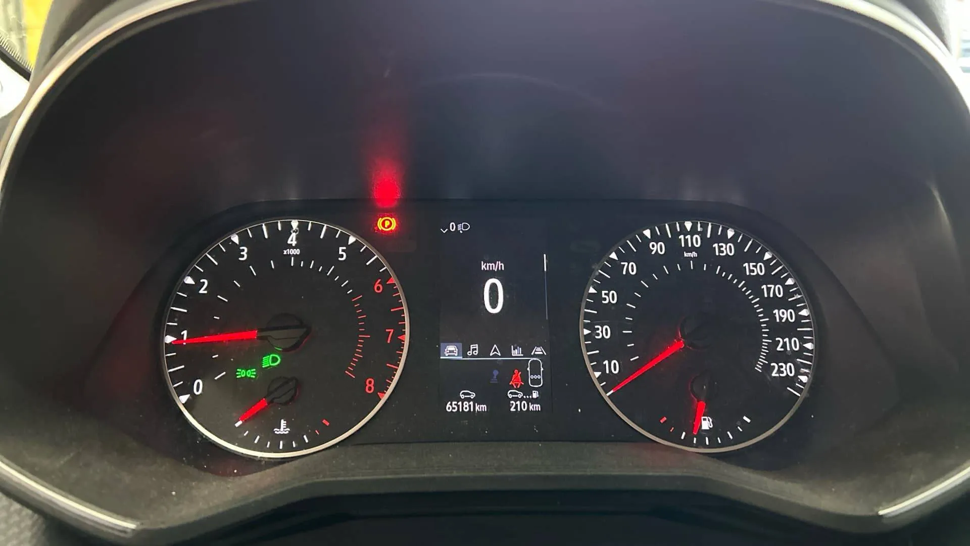 Acheter une renault Clio TCe 90 d’occasion avec 65181km disponible immédiatement - photo 14
