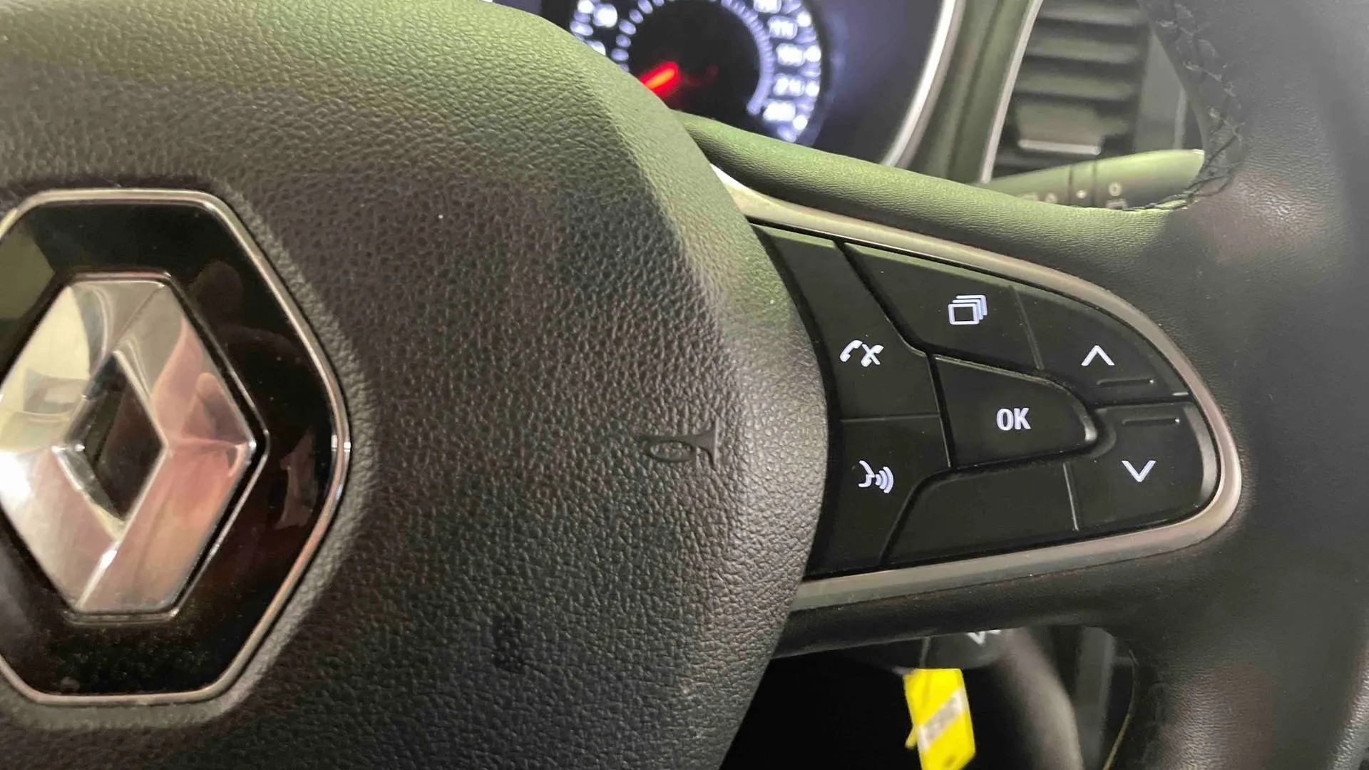 Acheter une renault MEGANE IV SOCIETE BLUE DCI 115 d’occasion avec 101668km disponible immédiatement - photo 21