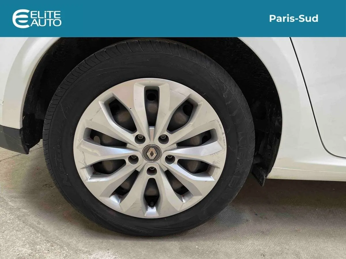 Acheter une renault MEGANE IV SOCIETE DCI 110 ENERGY d’occasion avec 92326km disponible immédiatement - photo 26