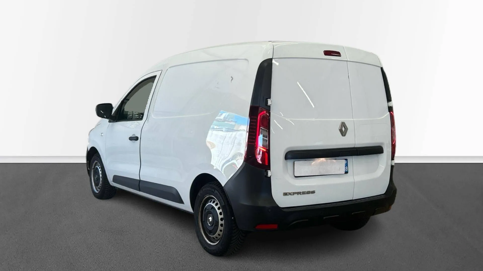 Acheter une renault EXPRESS VAN BLUE DCI 95 - 22 d’occasion avec 83065km disponible immédiatement - photo 3