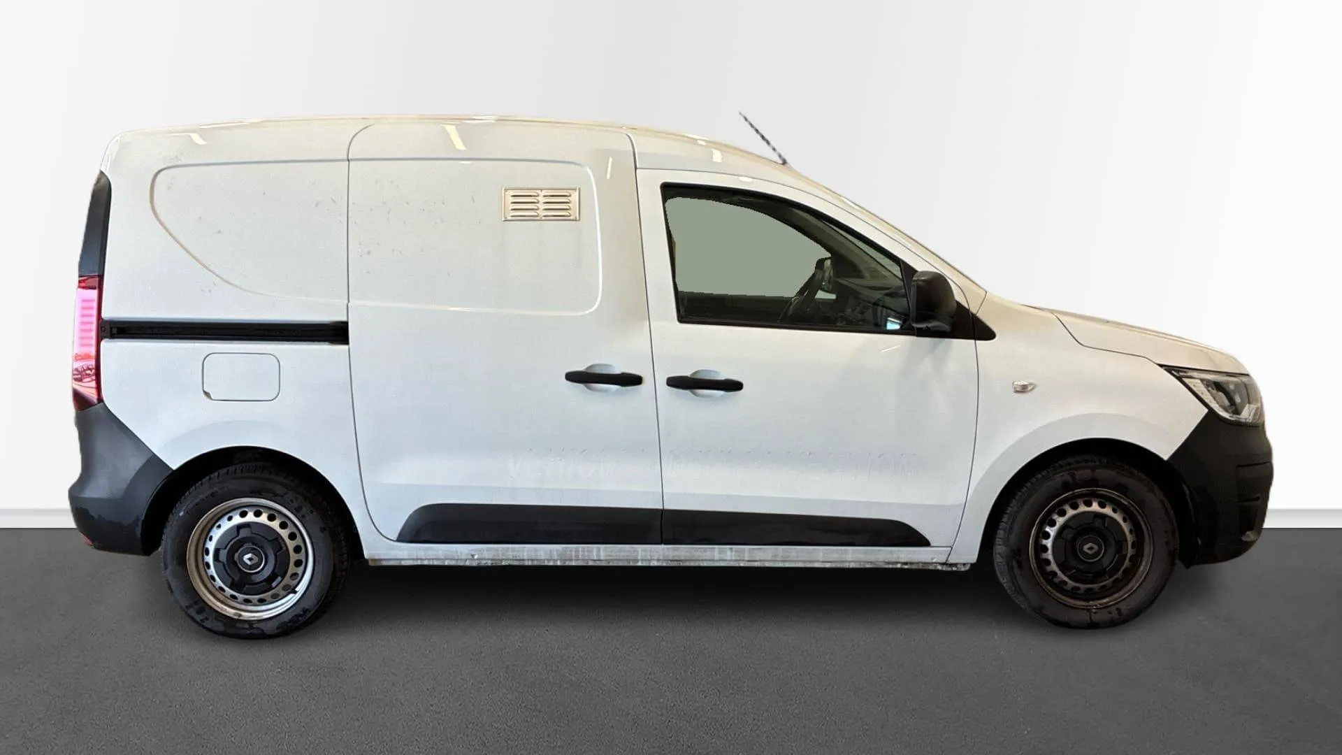 Acheter une renault EXPRESS VAN BLUE DCI 95 - 22 d’occasion avec 95142km disponible immédiatement - photo 6