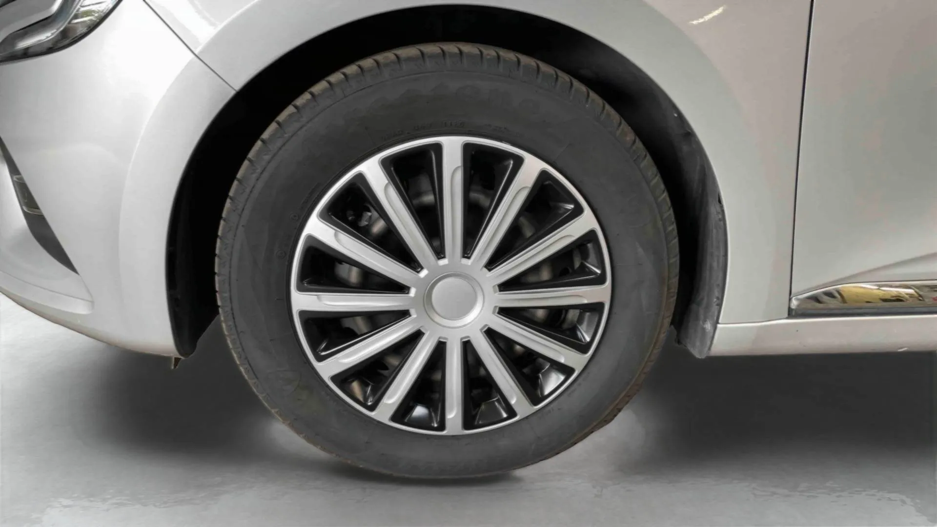 Acheter une renault Clio E-Tech full hybrid 145 d’occasion avec 32586km disponible immédiatement - photo 14