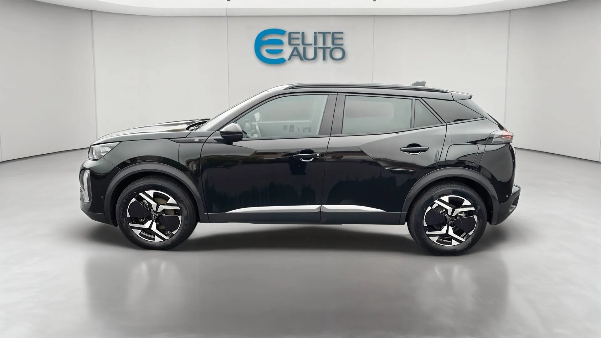 Acheter une peugeot 2008 Electrique 156 ch 54 kWh d’occasion avec 21388km disponible immédiatement - photo 4