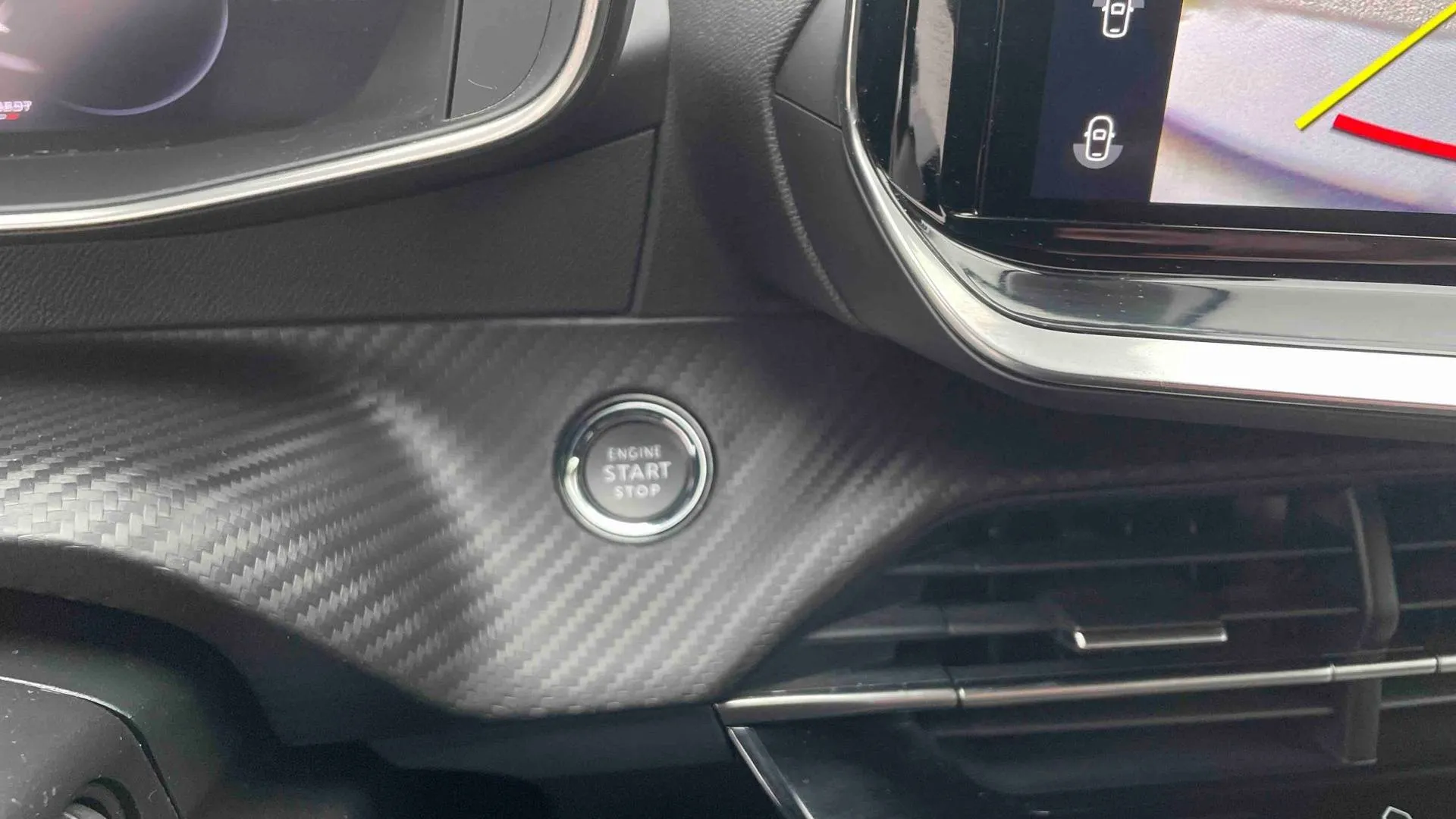 Acheter une peugeot 2008 Electrique 156 ch 54 kWh d’occasion avec 21388km disponible immédiatement - photo 21