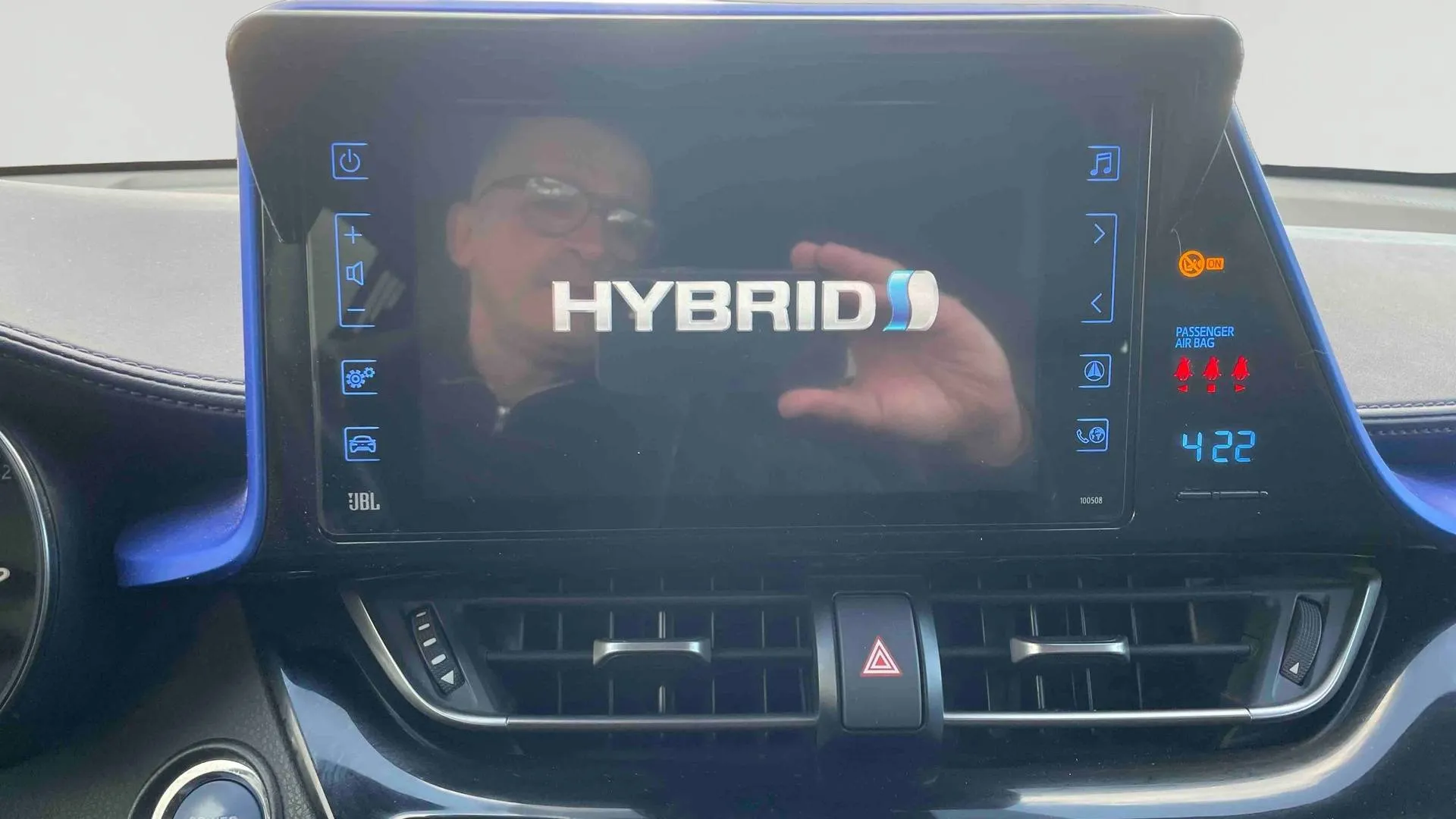 Acheter une toyota C-HR Hybride 122h d’occasion avec 88908km disponible immédiatement - photo 23