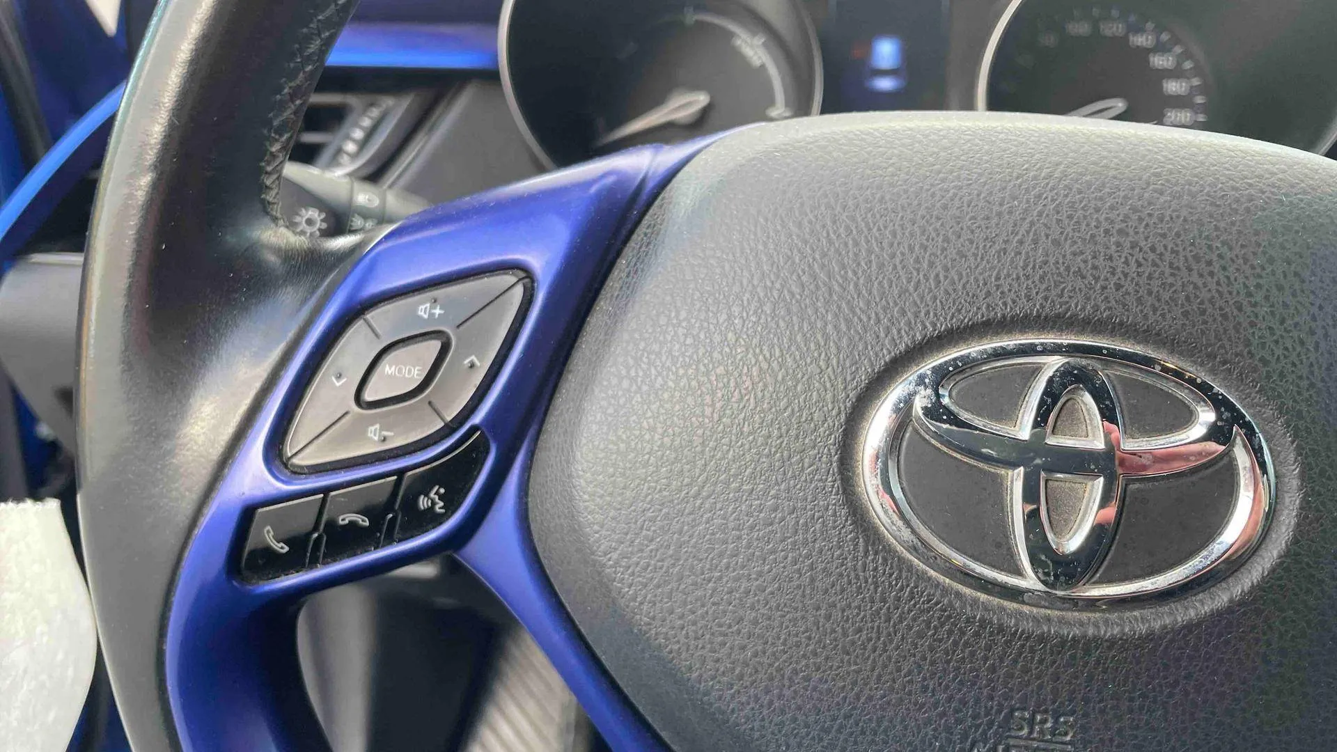 Acheter une toyota C-HR Hybride 122h d’occasion avec 88908km disponible immédiatement - photo 18
