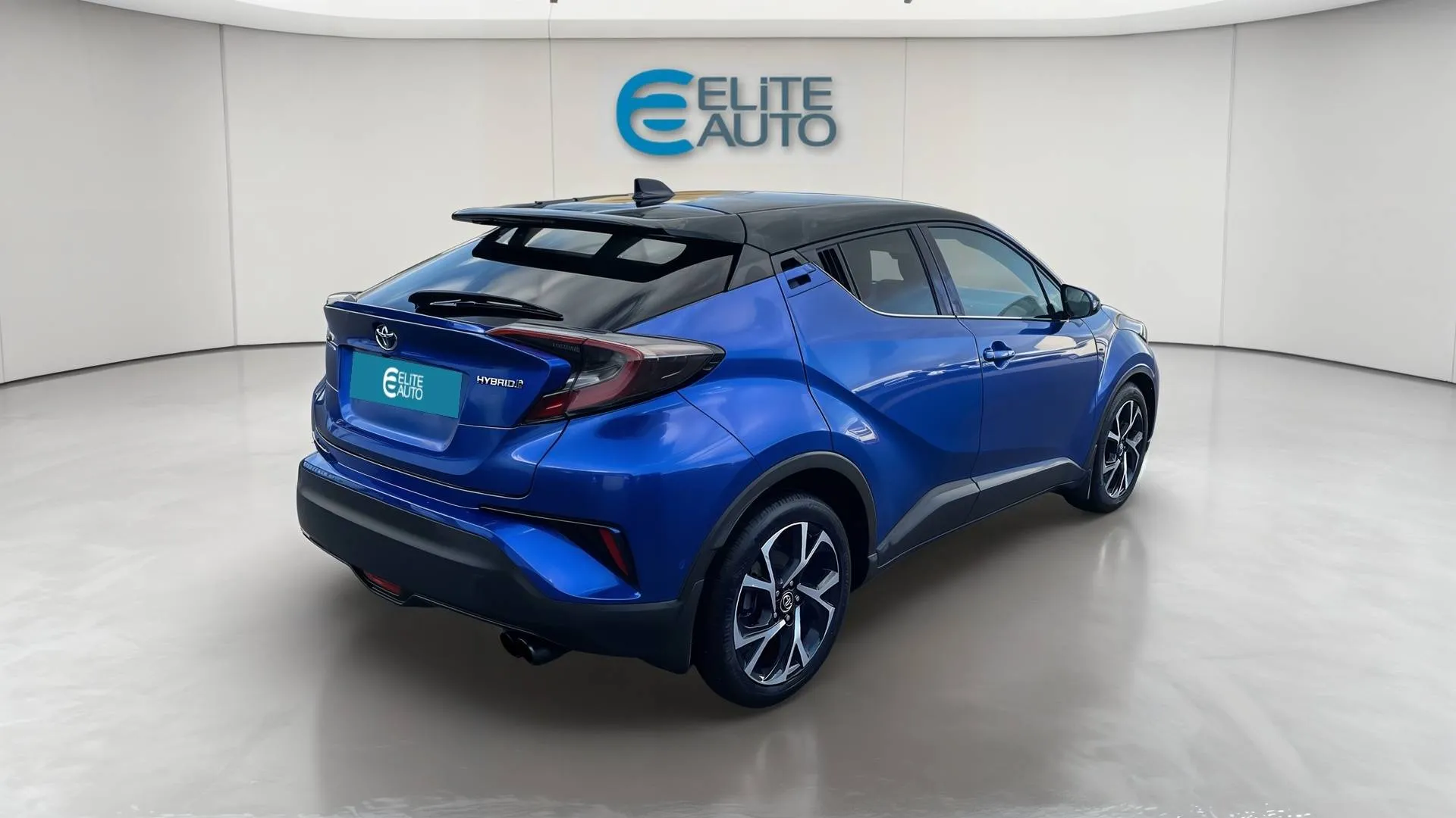 Acheter une toyota C-HR Hybride 122h d’occasion avec 88908km disponible immédiatement - photo 3