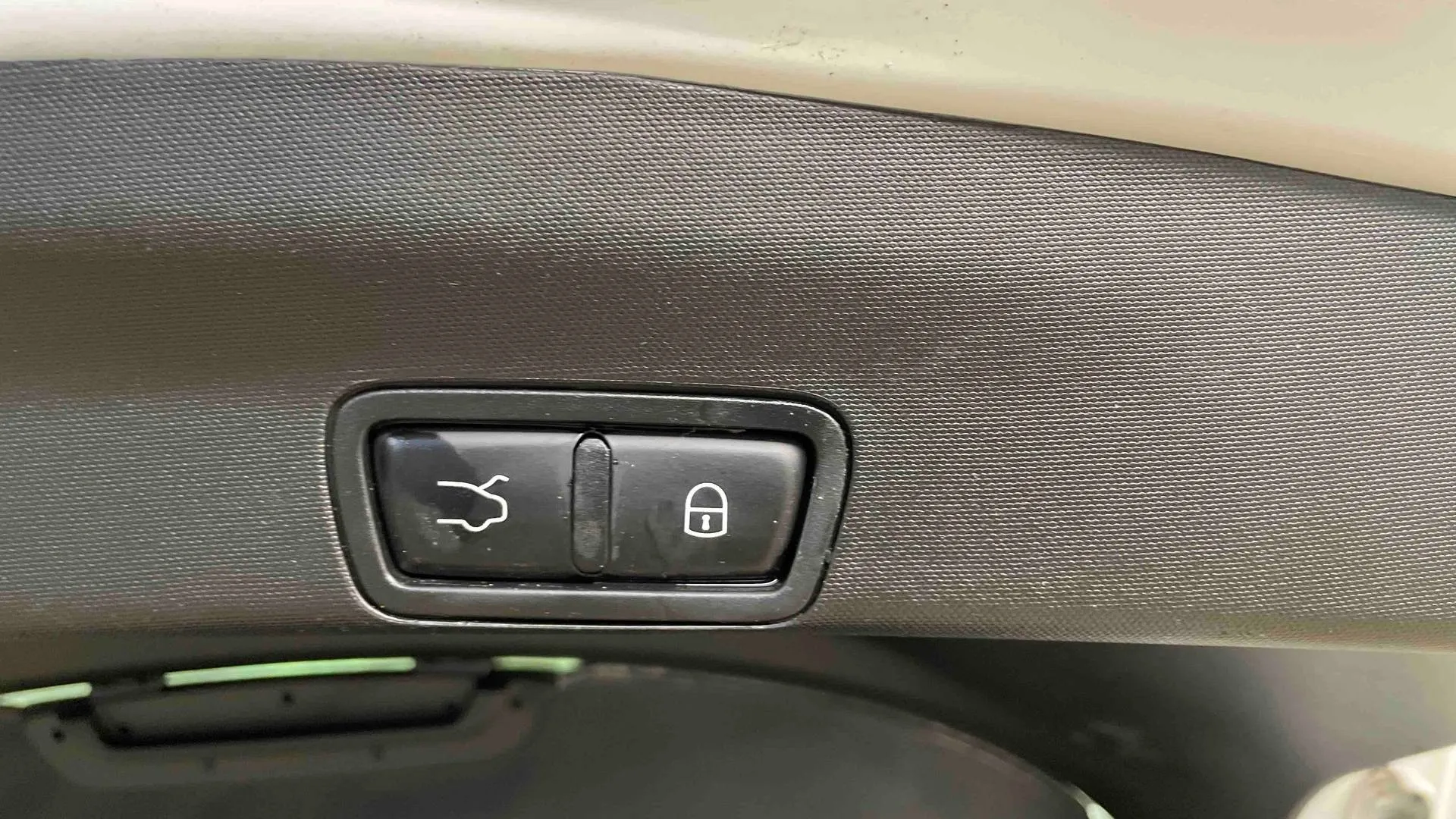 Acheter une alfa-romeo Stelvio 2.2 190 ch Q4 AT8 d’occasion avec 50170km disponible immédiatement - photo 32