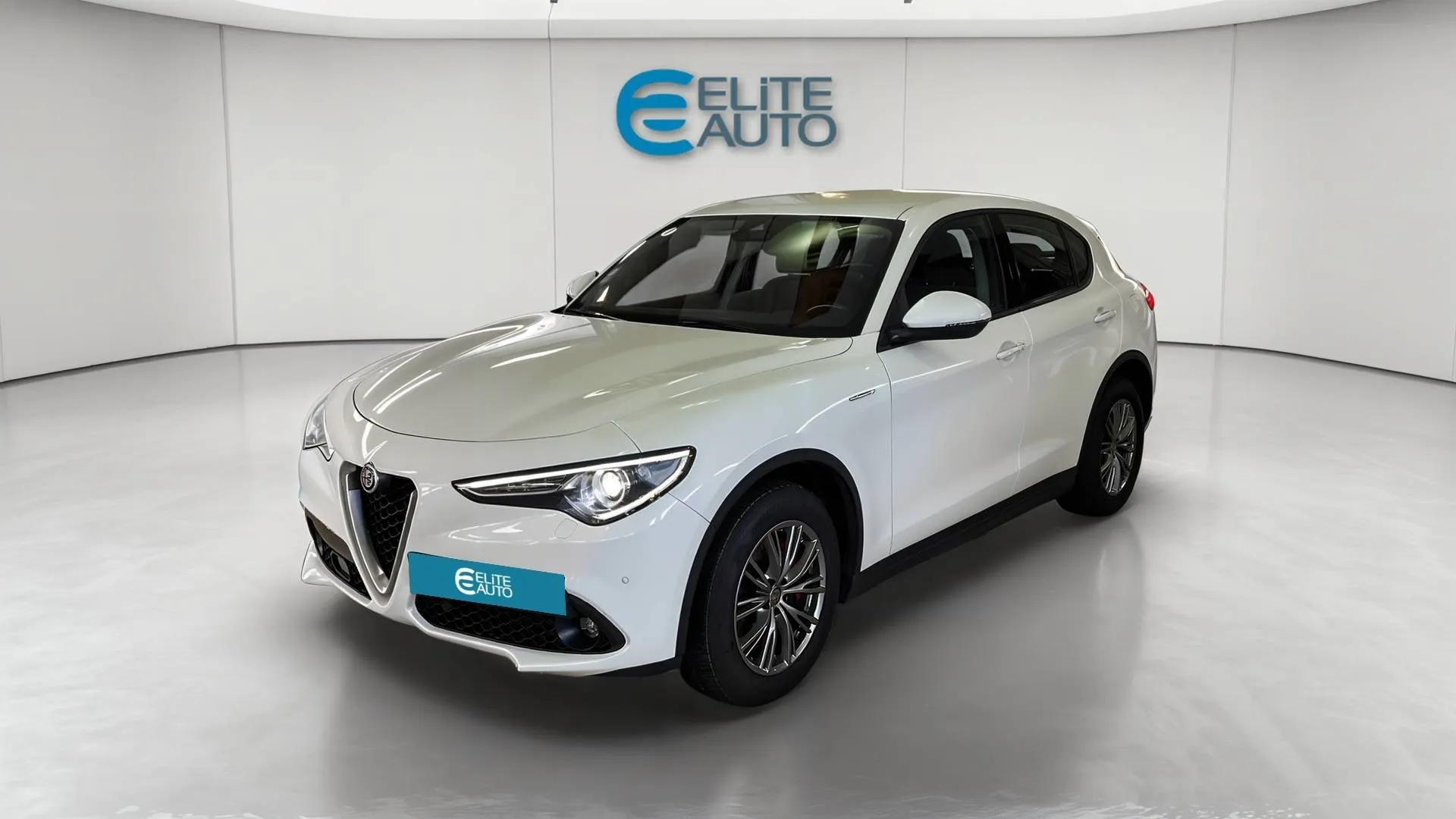 Acheter une alfa-romeo Stelvio 2.2 190 ch Q4 AT8 d’occasion avec 50170km disponible immédiatement - photo 1