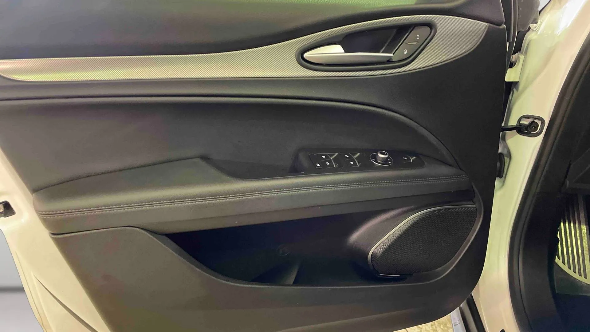 Acheter une alfa-romeo Stelvio 2.2 190 ch Q4 AT8 d’occasion avec 50170km disponible immédiatement - photo 16