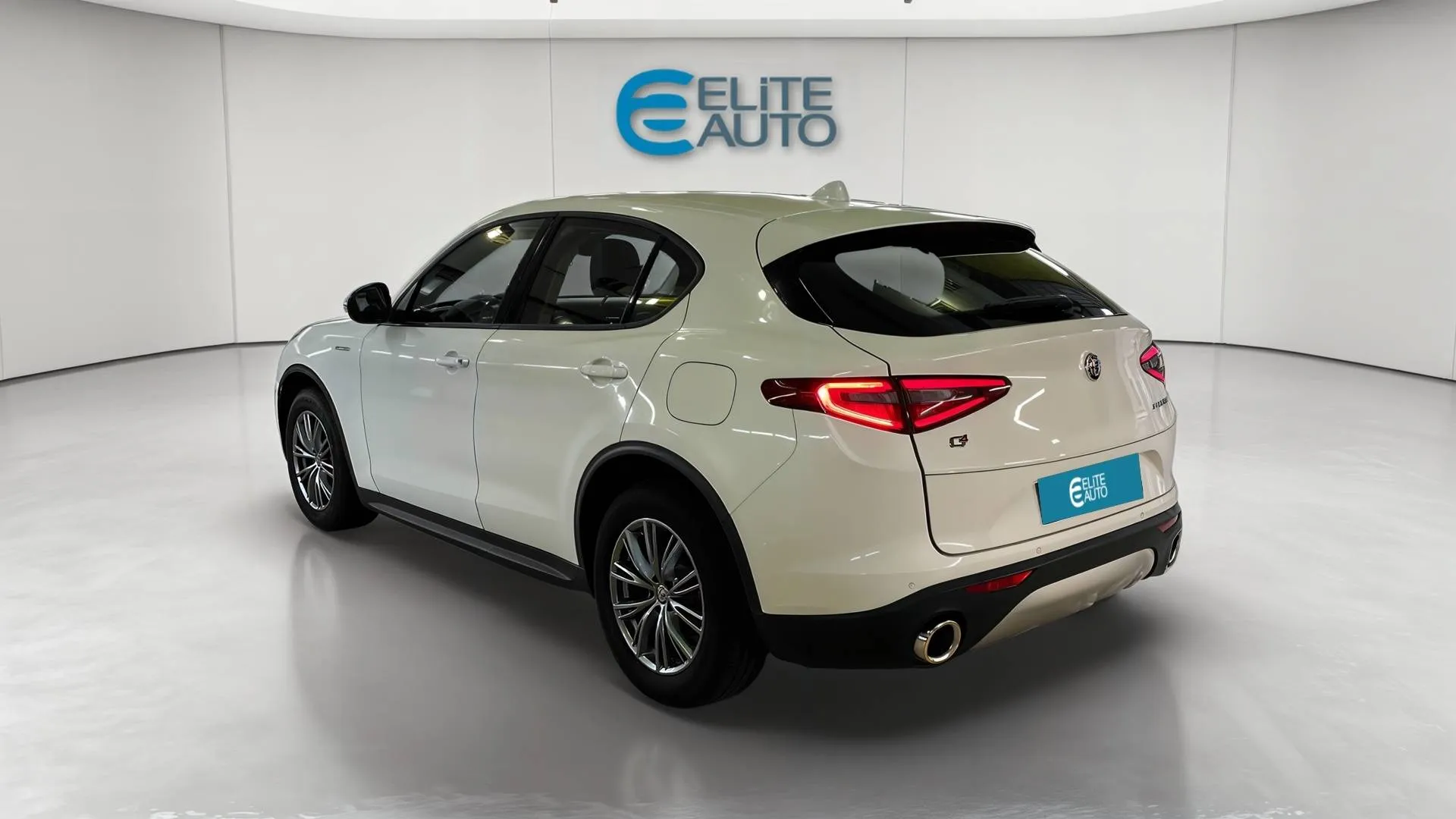 Acheter une alfa-romeo Stelvio 2.2 190 ch Q4 AT8 d’occasion avec 50170km disponible immédiatement - photo 8
