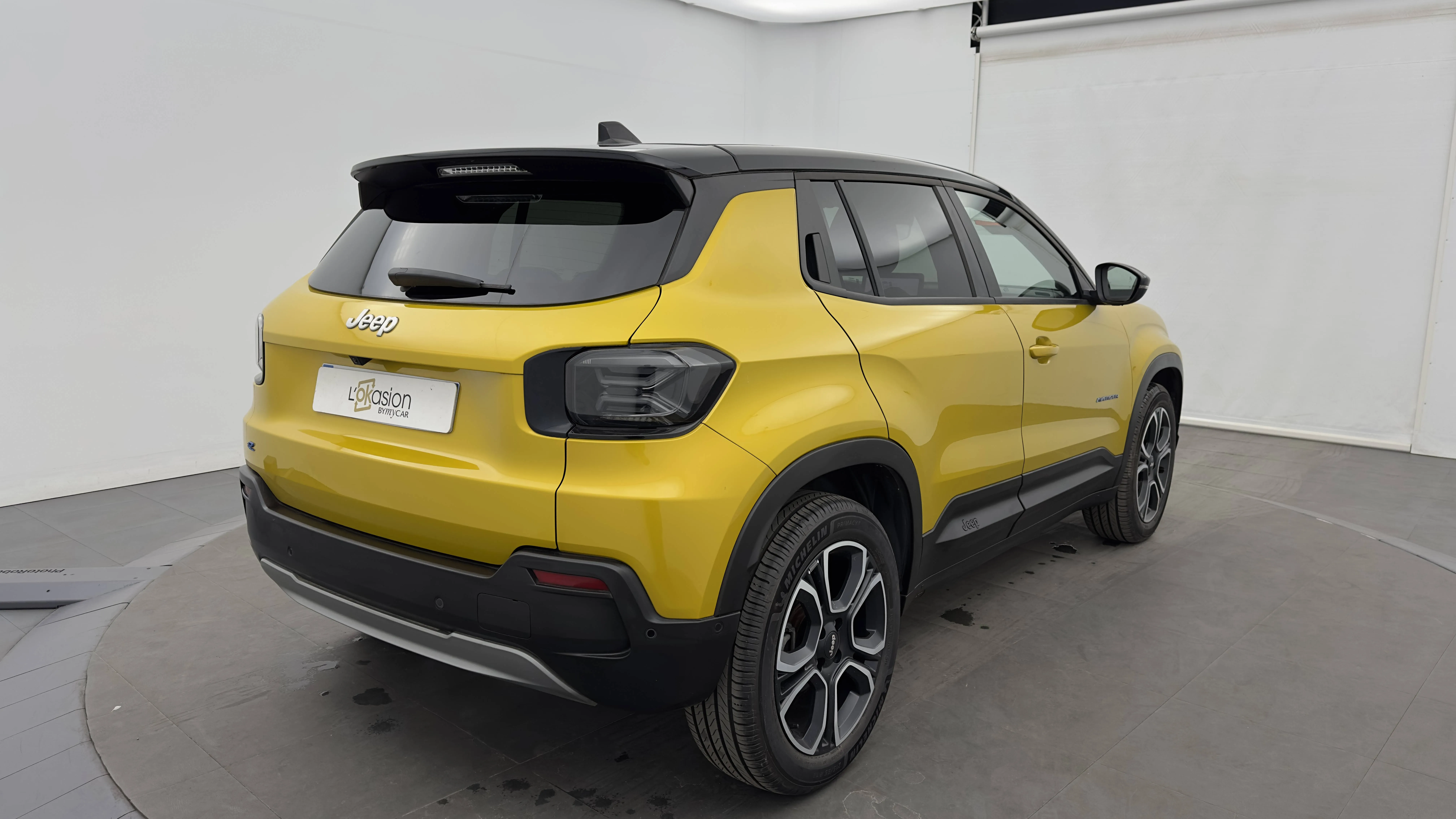 Acheter une jeep Avenger 115 kW 4x2 d’occasion avec 41082km disponible immédiatement - photo 3