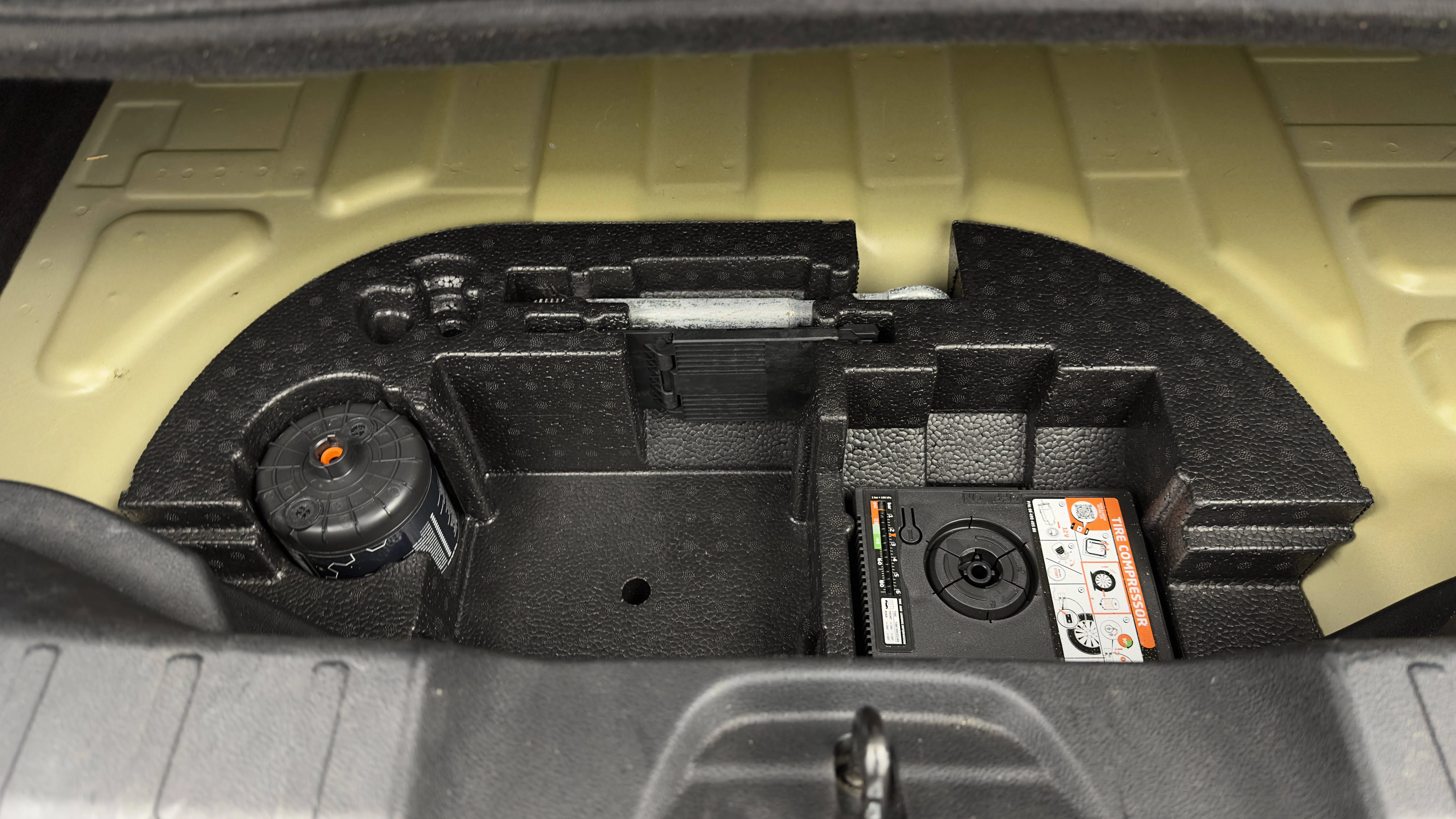 Acheter une jeep Avenger 115 kW 4x2 d’occasion avec 41082km disponible immédiatement - photo 57