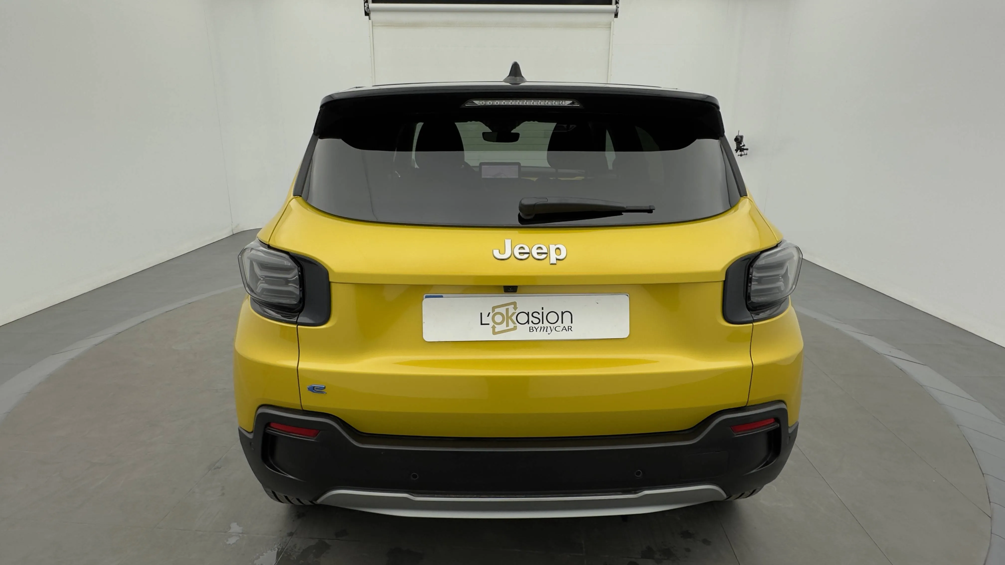 Acheter une jeep Avenger 115 kW 4x2 d’occasion avec 41082km disponible immédiatement - photo 7