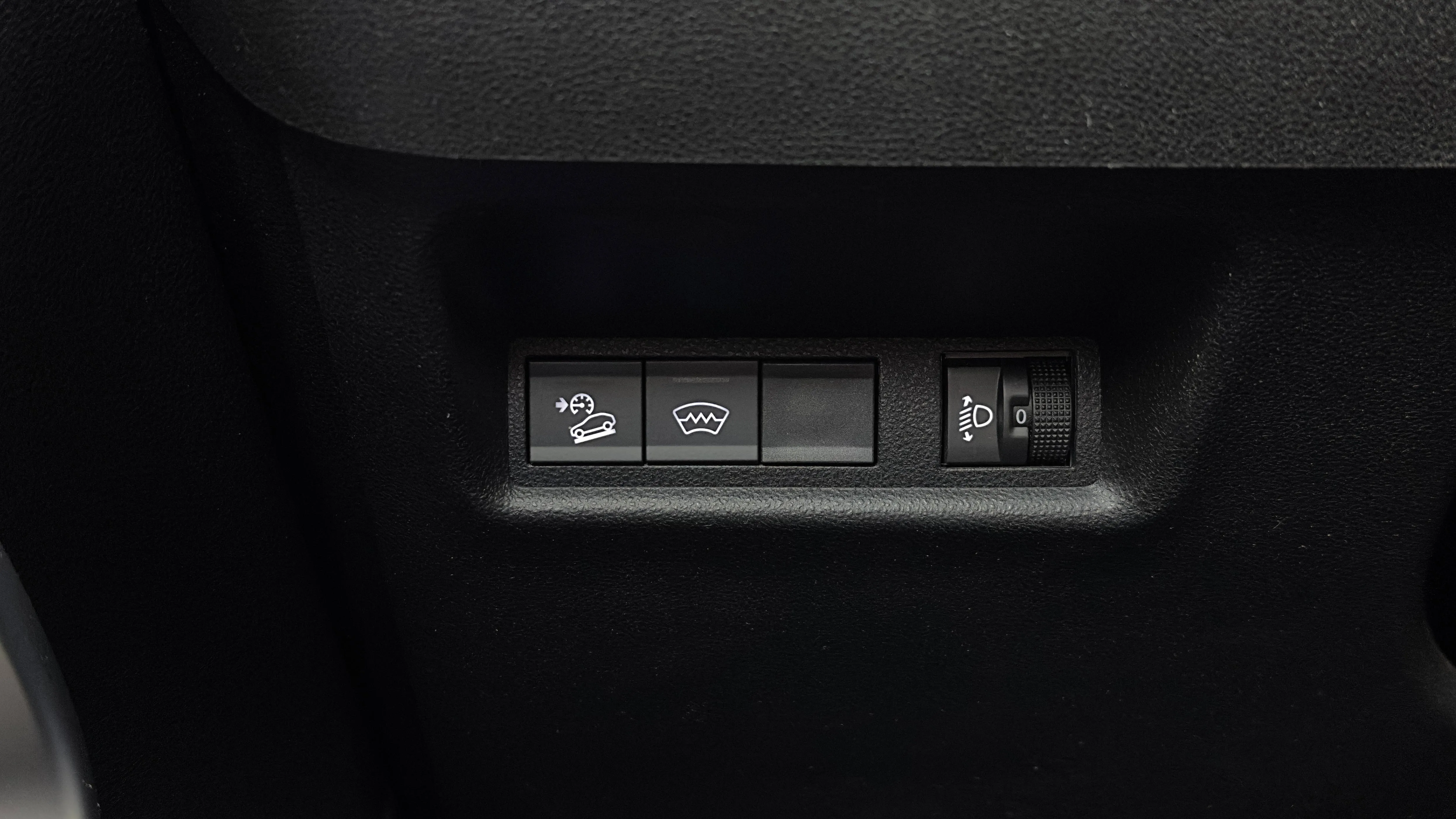 Acheter une jeep Avenger 115 kW 4x2 d’occasion avec 41082km disponible immédiatement - photo 19