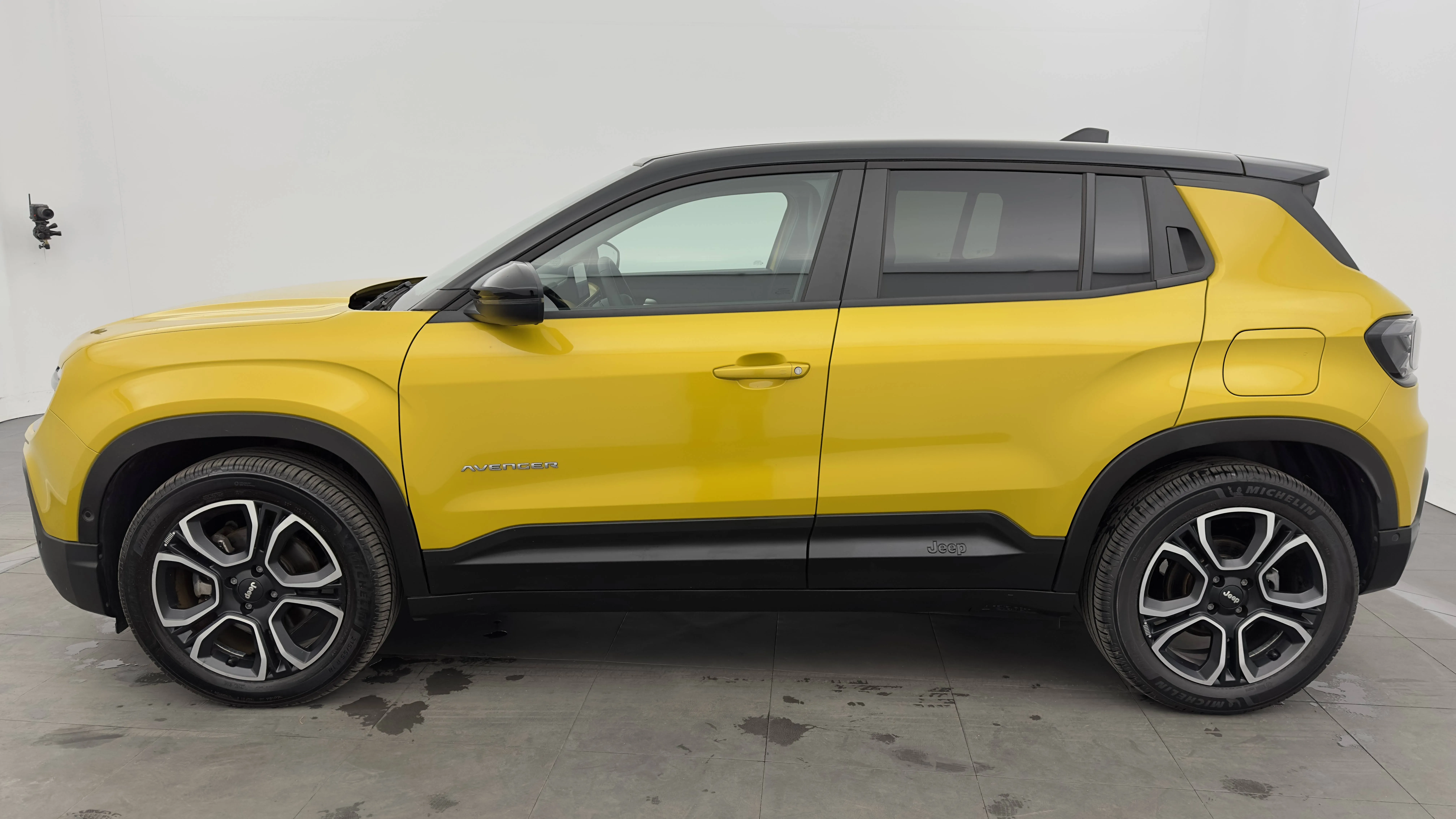 Acheter une jeep Avenger 115 kW 4x2 d’occasion avec 41082km disponible immédiatement - photo 4