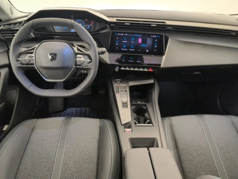 PEUGEOT 308 SW PHEV 180 e-EAT8 Allure Pack - photo 13