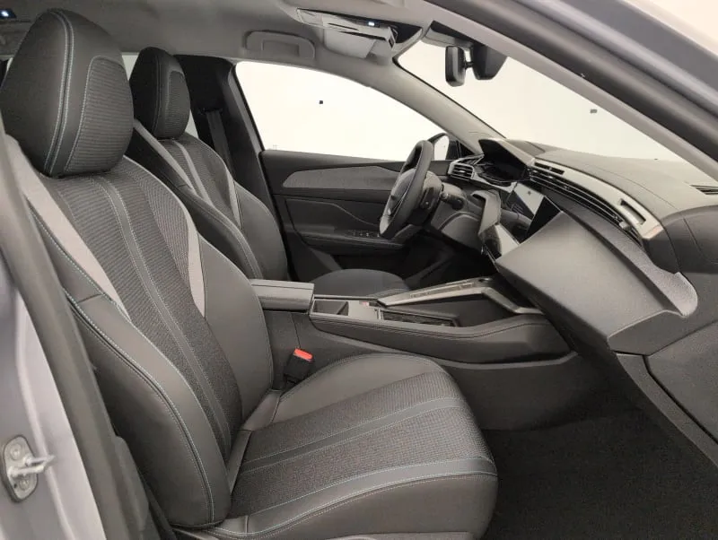PEUGEOT 308 SW PHEV 180 e-EAT8 Allure Pack - photo 9