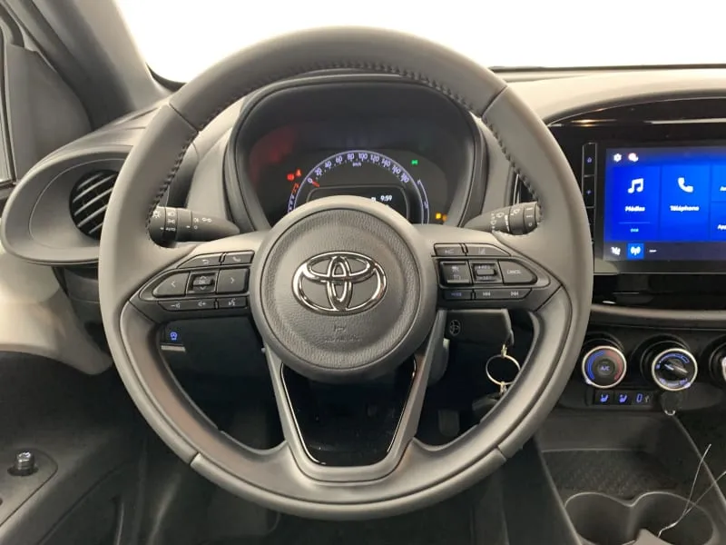 TOYOTA AYGO X Dynamic - photo 14