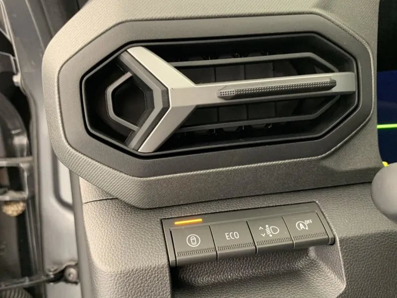 dacia Mild Hybrid 140 Journey - 5 portes neuve moins chère - photo 23