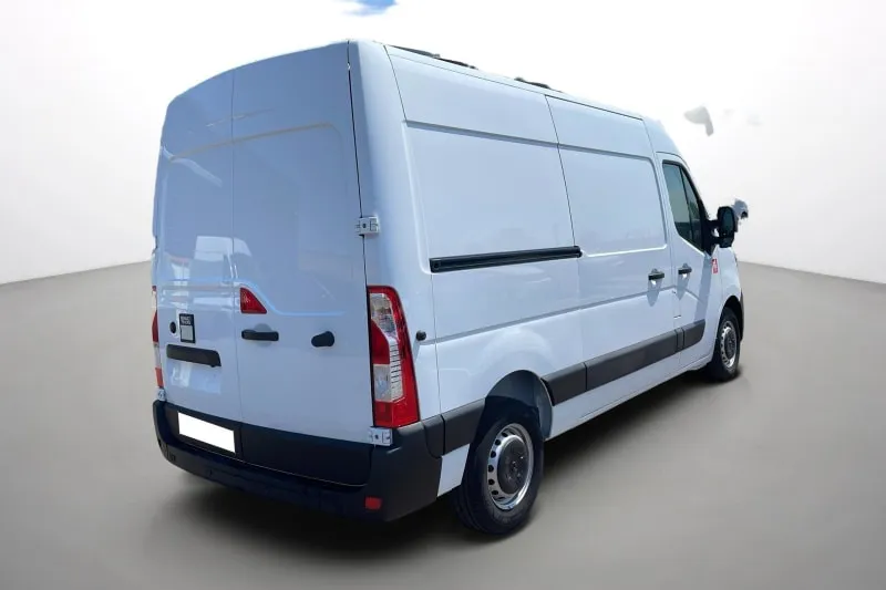 Utilitaire renault TRAC F3500 L2H2 BLUE DCI 145 CONFORT 4 portes neuf moins cher par mandataire - photo 9