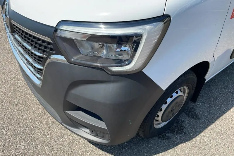 Utilitaire renault TRAC F3500 L2H2 BLUE DCI 145 CONFORT 4 portes neuf moins cher par mandataire - photo 21