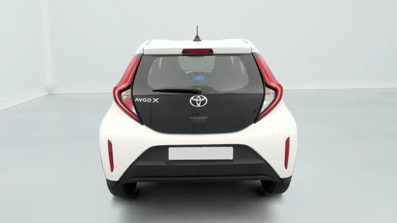 TOYOTA AYGO X Dynamic - photo 6