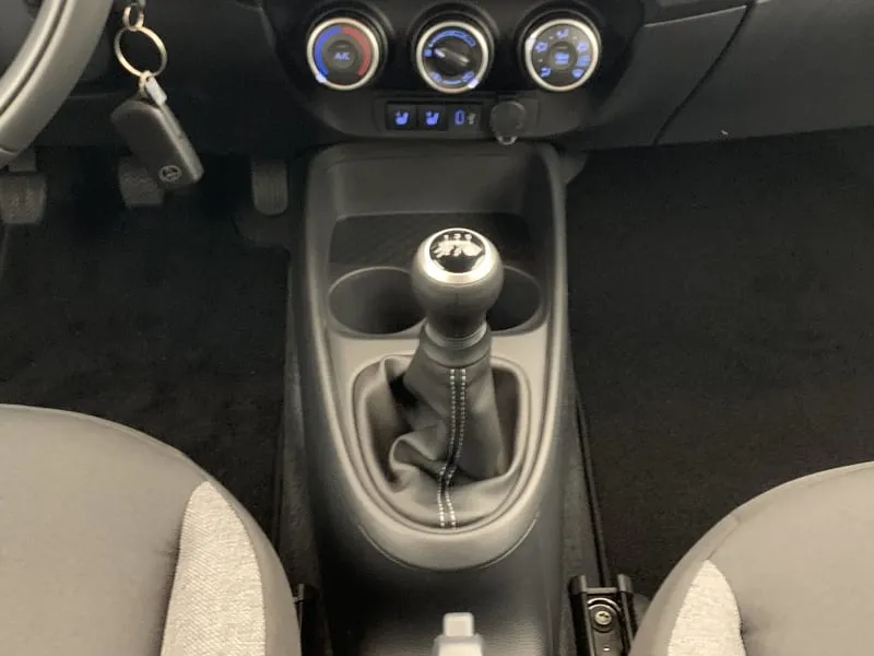 TOYOTA AYGO X Dynamic - photo 17