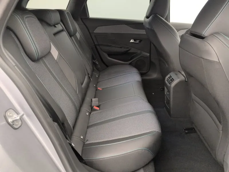 PEUGEOT 308 SW PHEV 180 e-EAT8 Allure Pack - photo 10