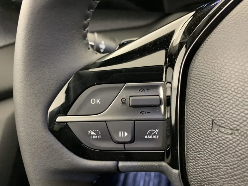 peugeot BLUEHDI 130CH S S EAT8 ALLURE - 5 portes neuve moins chère - photo 47