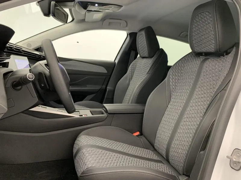 peugeot BLUEHDI 130CH S S EAT8 ALLURE - 5 portes neuve moins chère - photo 52