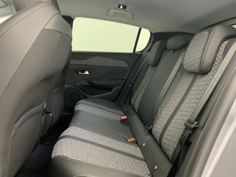 peugeot BLUEHDI 130CH S S EAT8 ALLURE - 5 portes neuve moins chère - photo 47