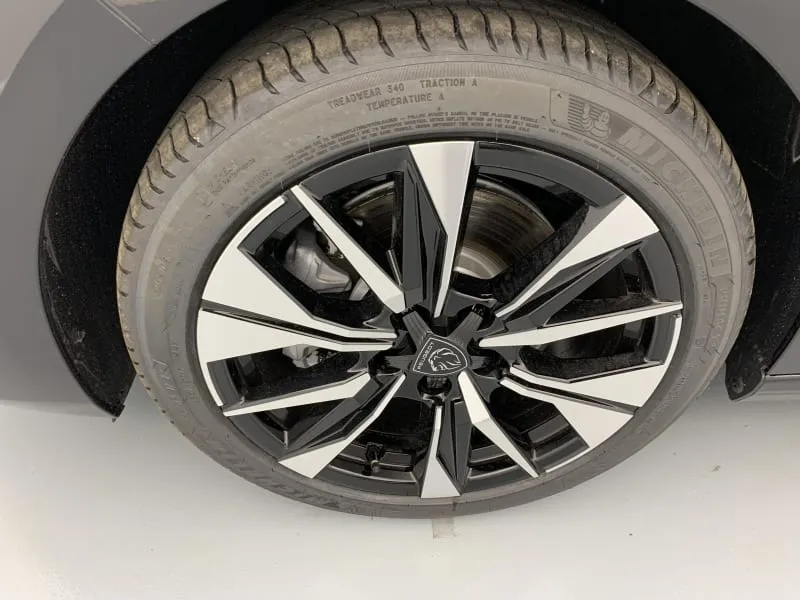 peugeot BLUEHDI 130CH S S EAT8 ALLURE - 5 portes neuve moins chère - photo 25