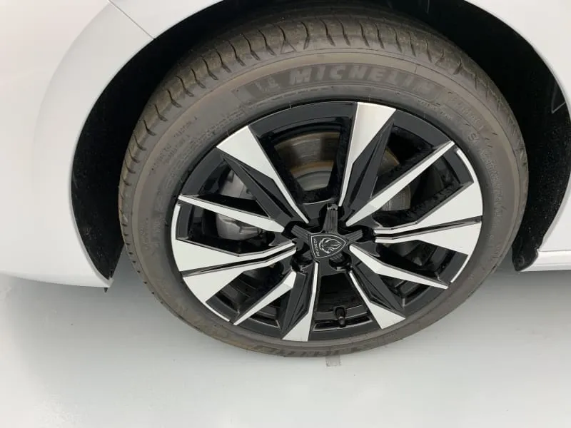 peugeot BLUEHDI 130CH S S EAT8 ALLURE - 5 portes neuve moins chère - photo 58