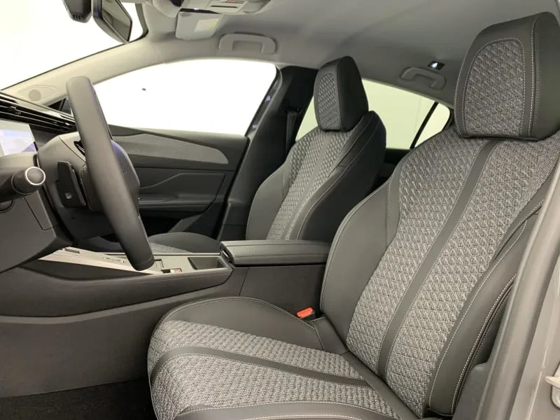 peugeot BLUEHDI 130CH S S EAT8 ALLURE - 5 portes neuve moins chère - photo 21
