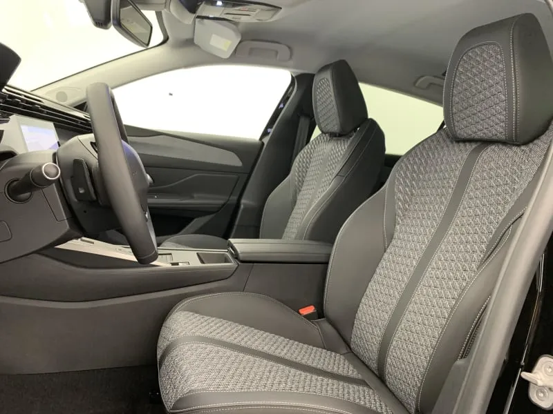 peugeot BLUEHDI 130CH S S EAT8 ALLURE - 5 portes neuve moins chère - photo 21