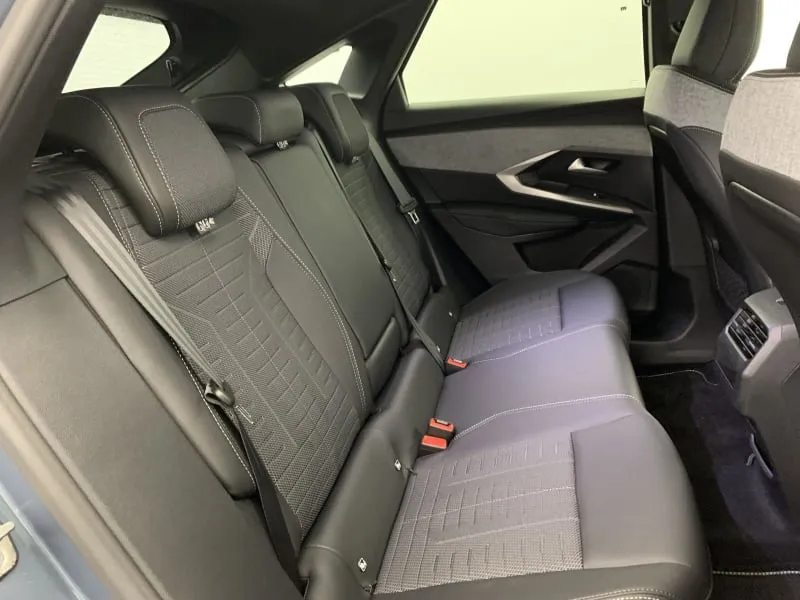 PEUGEOT 3008 GT - photo 10