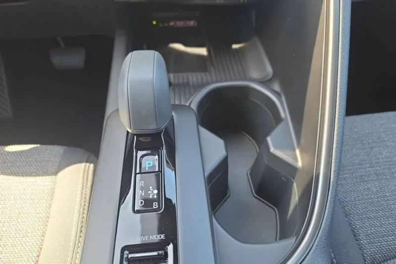toyota Hybride 140 Design - 5 portes neuve moins chère - photo 17