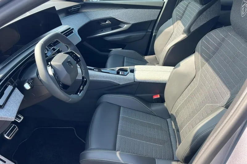 PEUGEOT 3008 GT - photo 105