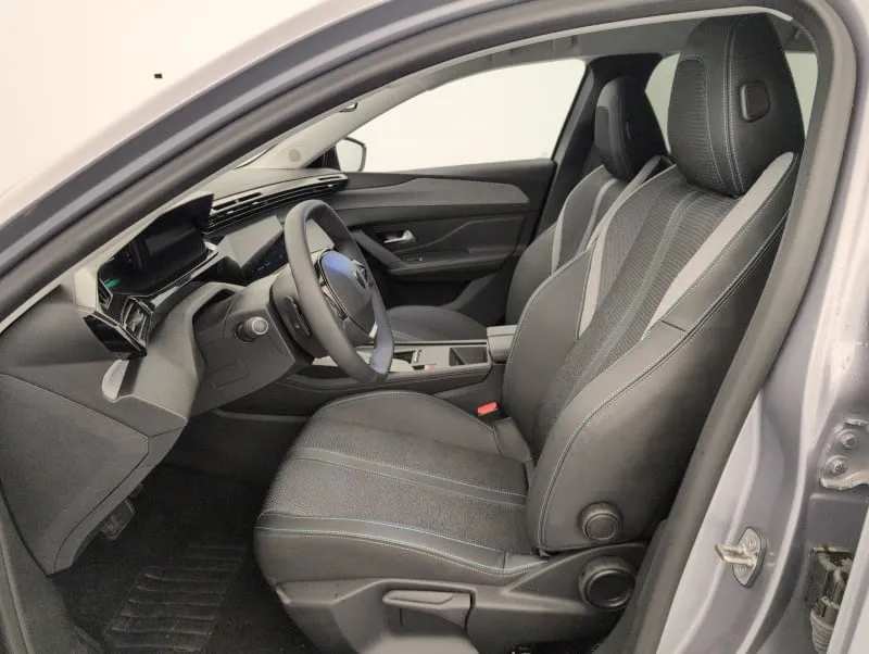 PEUGEOT 308 SW PHEV 180 e-EAT8 Allure Pack - photo 16