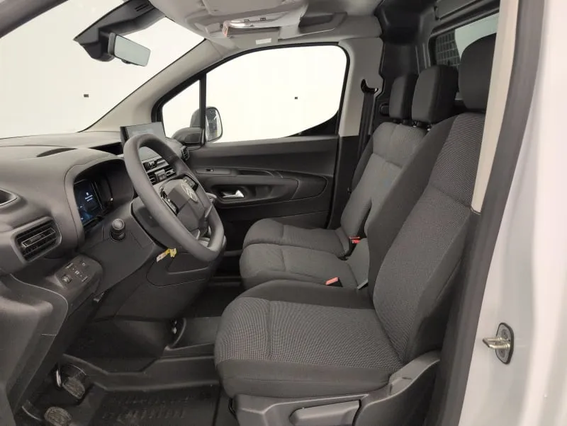 Utilitaire citroen M DIESEL 100 CH MANUELLE CHARGE UTILE MAJOREE 4 portes neuf moins cher par mandataire - photo 12