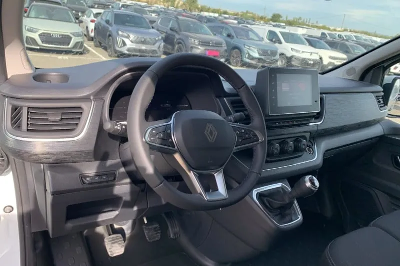 Utilitaire renault BLUE DCI 130 L2H1 3T GSR2 EXTRA 4 portes neuf moins cher par mandataire - photo 13